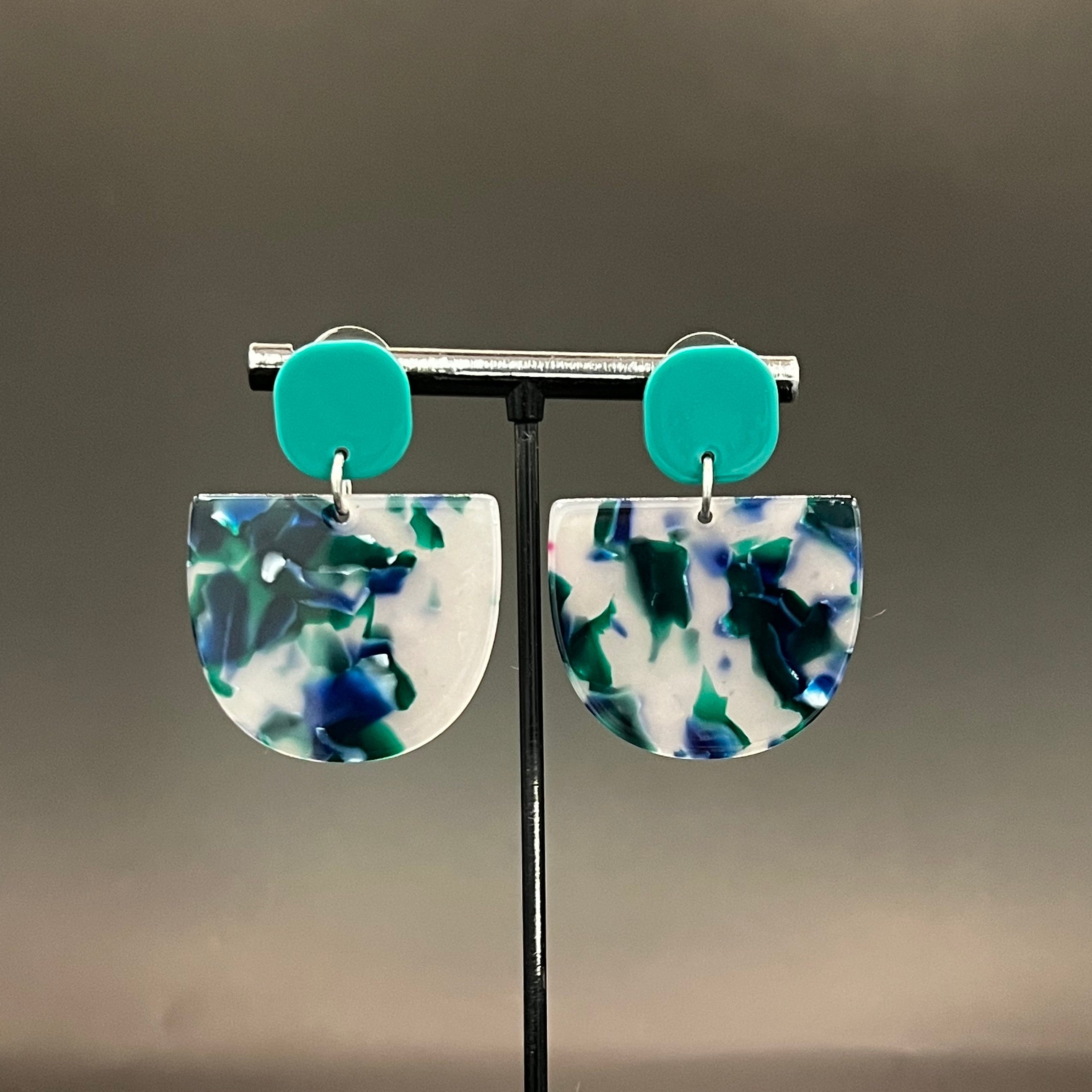 Ohrhänger Ines in blau/grün/weiss