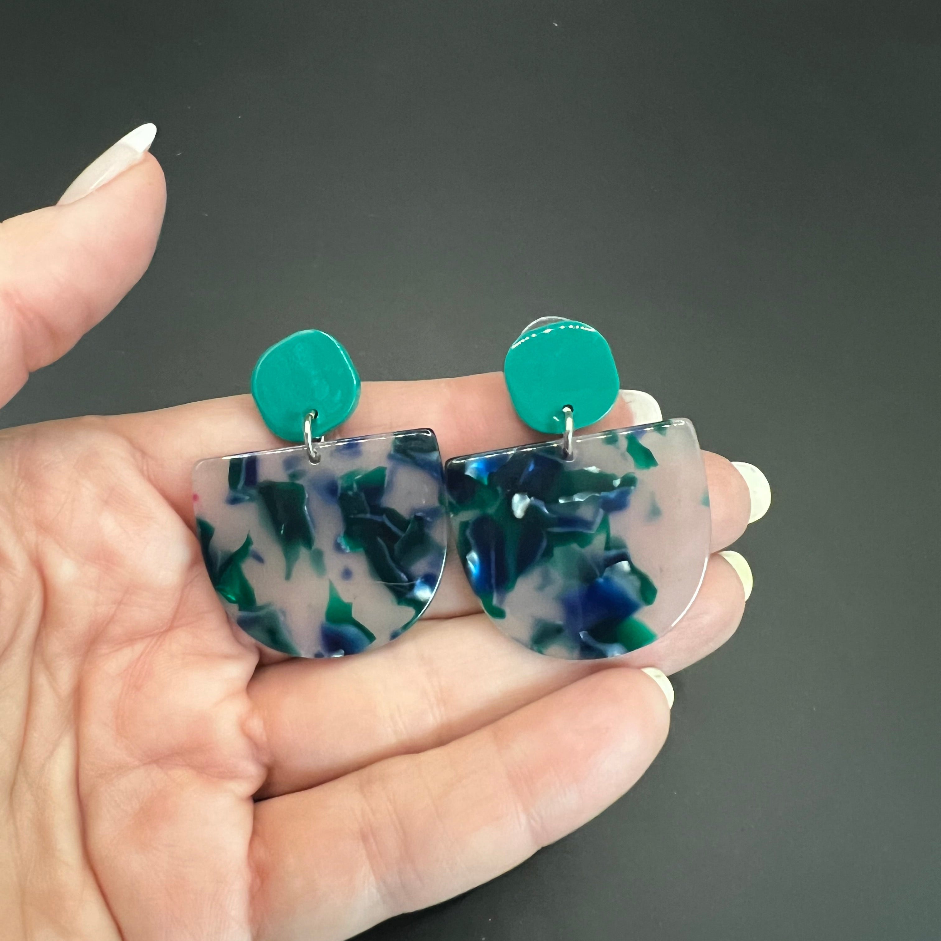 Ohrhänger Ines in blau/grün/weiss